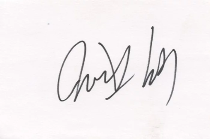 Richard Schiff autograph