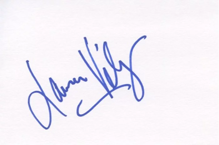 Lauren Velez autograph