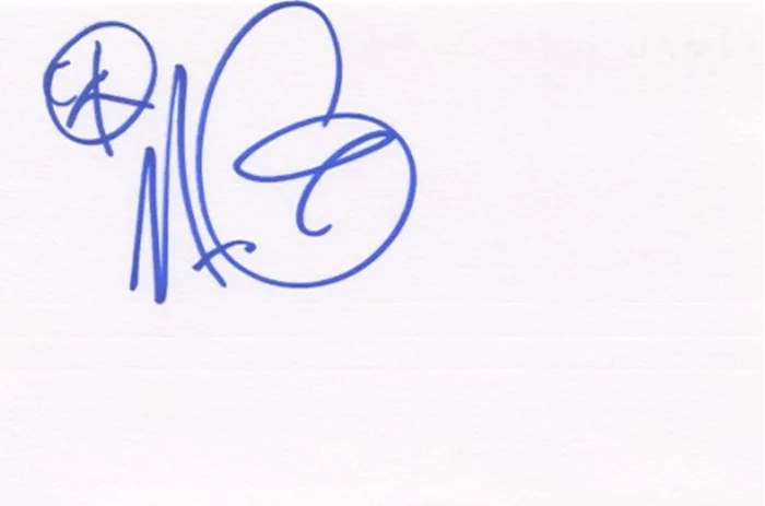 Nikka Costa autograph