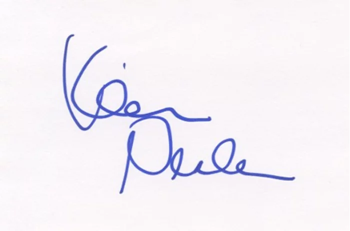 Kevin Nealon autograph