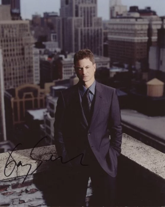 Gary Sinise autograph