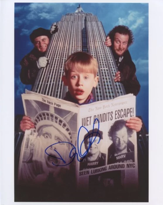 Daniel Stern autograph