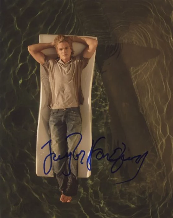 Taylor Handley autograph