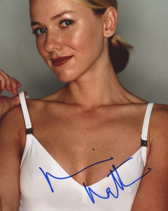Naomi Watts autograph