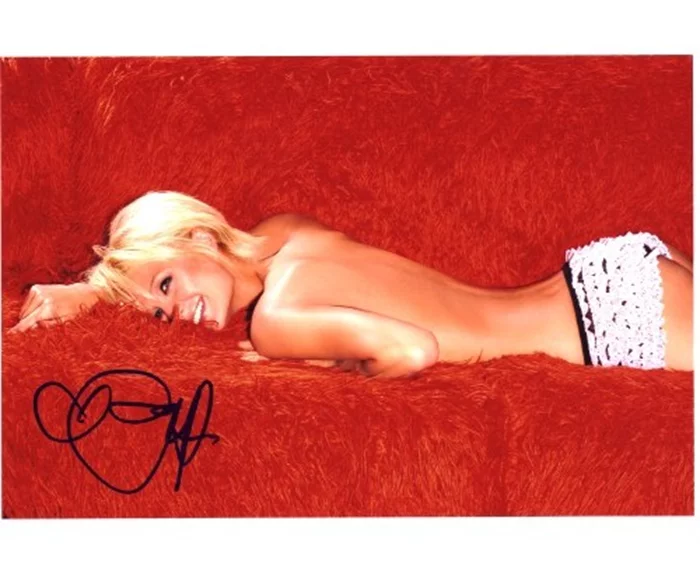 Paris Hilton autograph