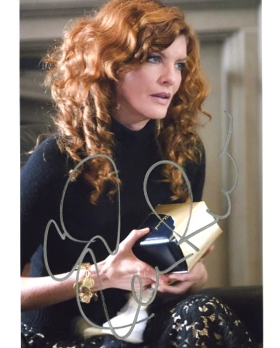 Rene Russo autograph