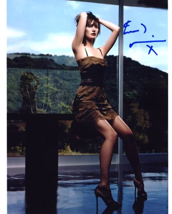 Emily Mortimer autograph