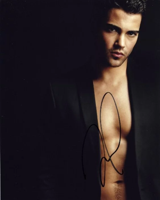 Jesse Metcalfe autograph
