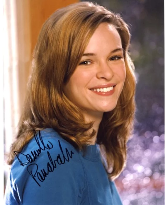 Danielle Panabaker autograph