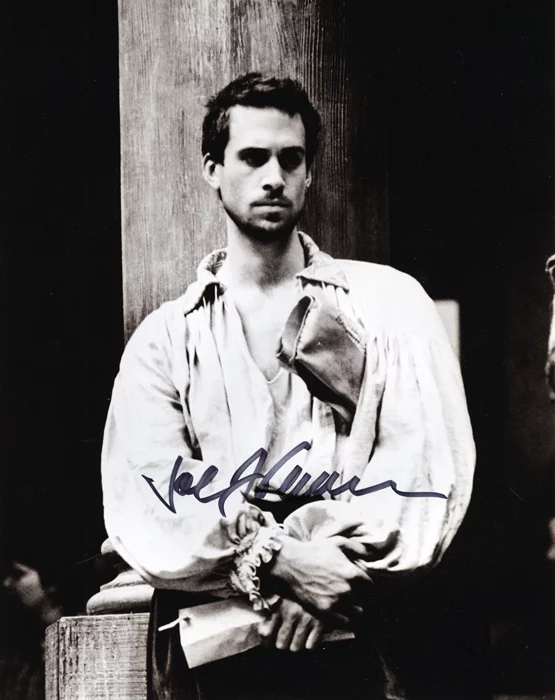 Joe Fiennes autograph