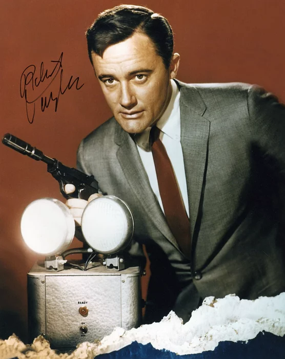 Robert Vaughn autograph