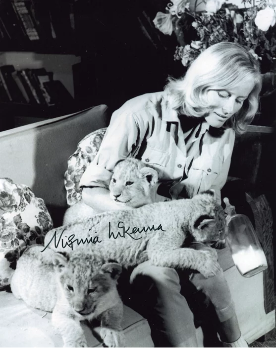 Virginia McKenna autograph