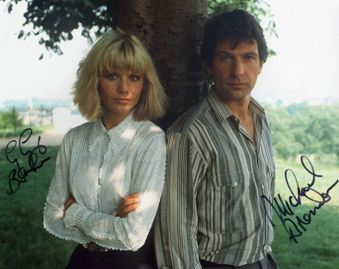 Dempsey & Makepeace autograph