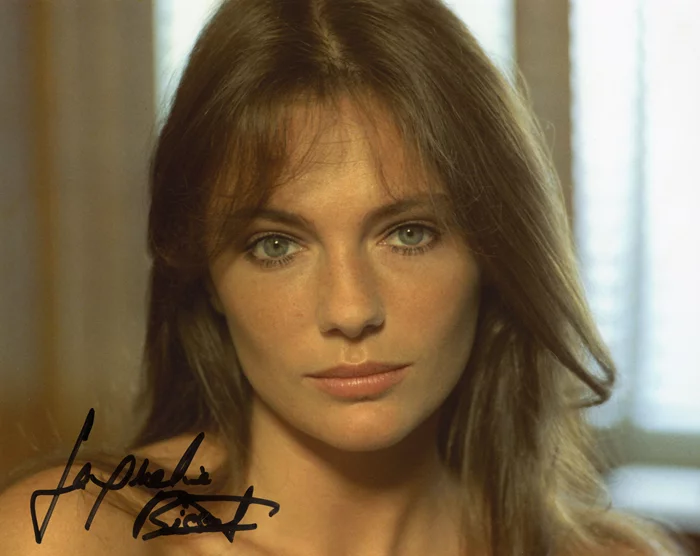 Jacqueline Bisset autograph
