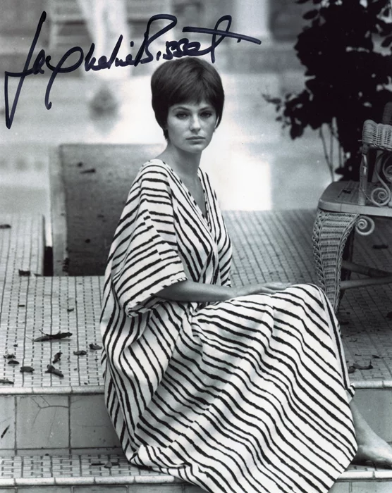 Jacqueline Bisset autograph