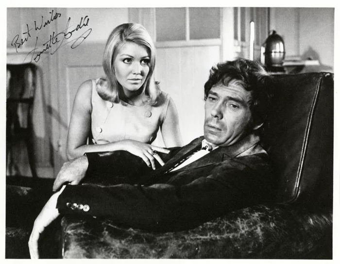 Annette Andre autograph