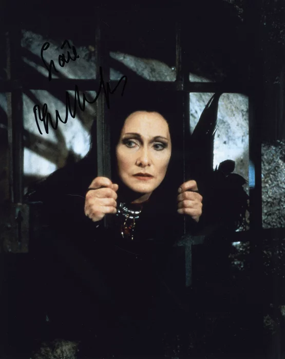 Sian Phillips autograph