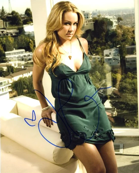 Lauren Conrad autograph
