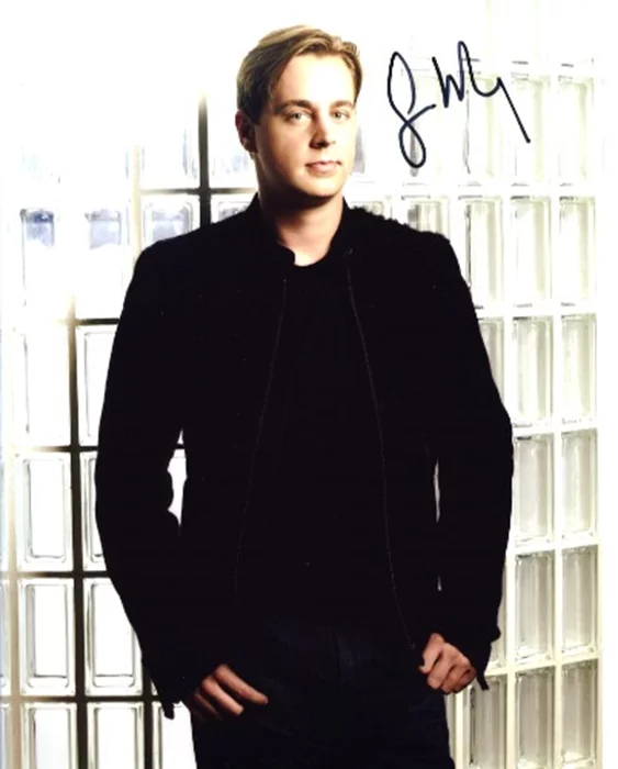 Sean Murray autograph
