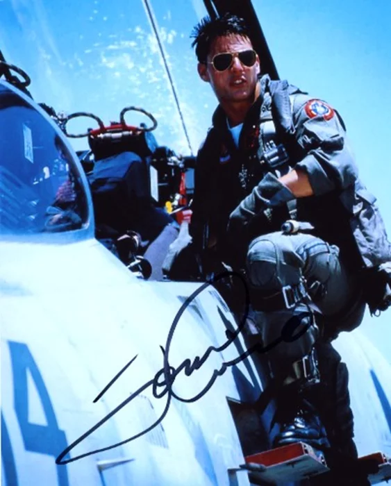 Tom Cruise autograph