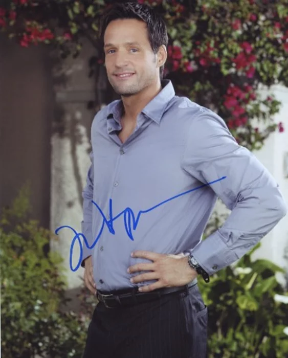 Josh Hopkins autograph