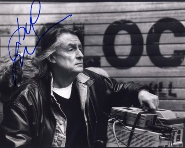 Joel Schumacher autograph