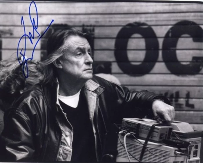 Joel Schumacher autograph