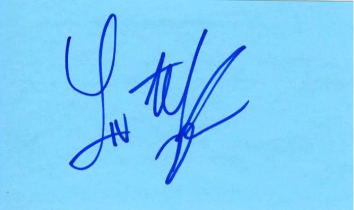 Liv Tyler autograph