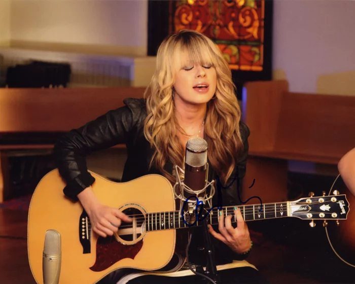 Orianthi Panagaris autograph