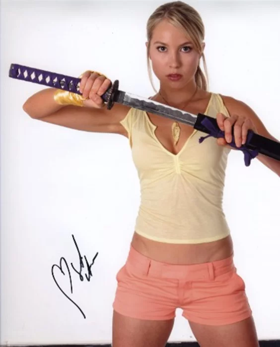 Sarah Carter autograph