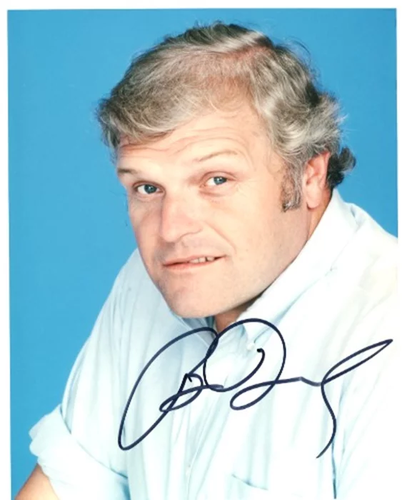 Brian Dennehy autograph