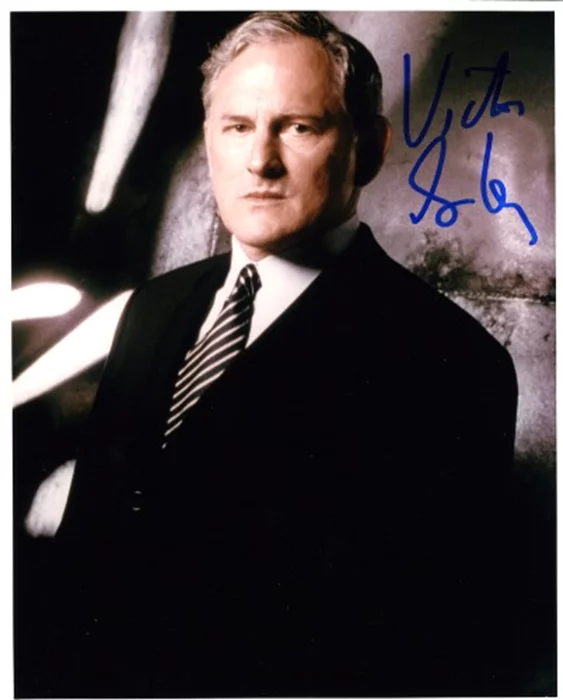 Victor Garber autograph