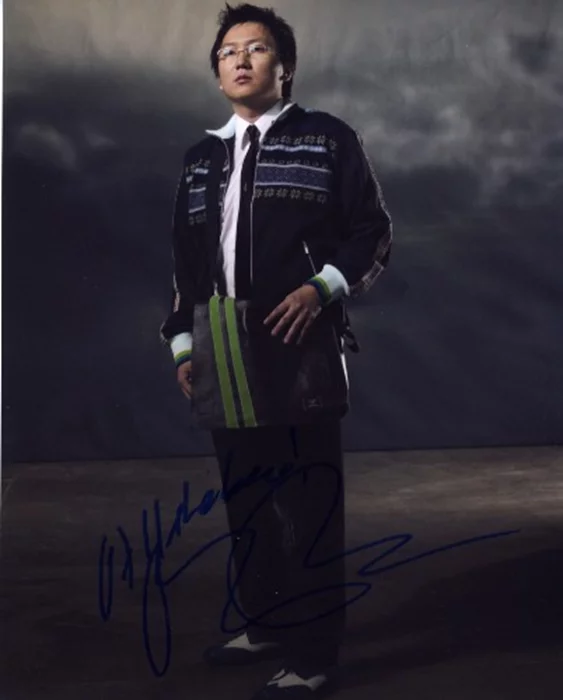Masi Oka autograph