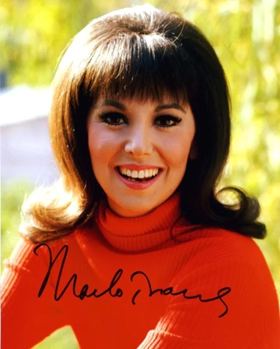 Marlo Thomas autograph