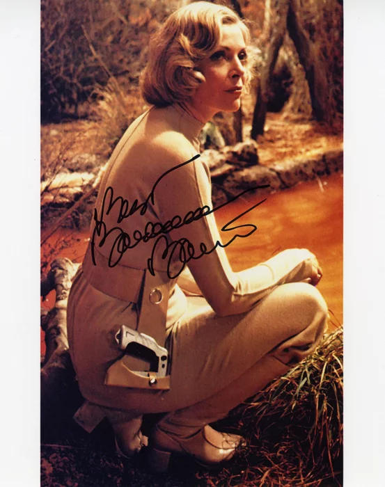Barbara Bain autograph