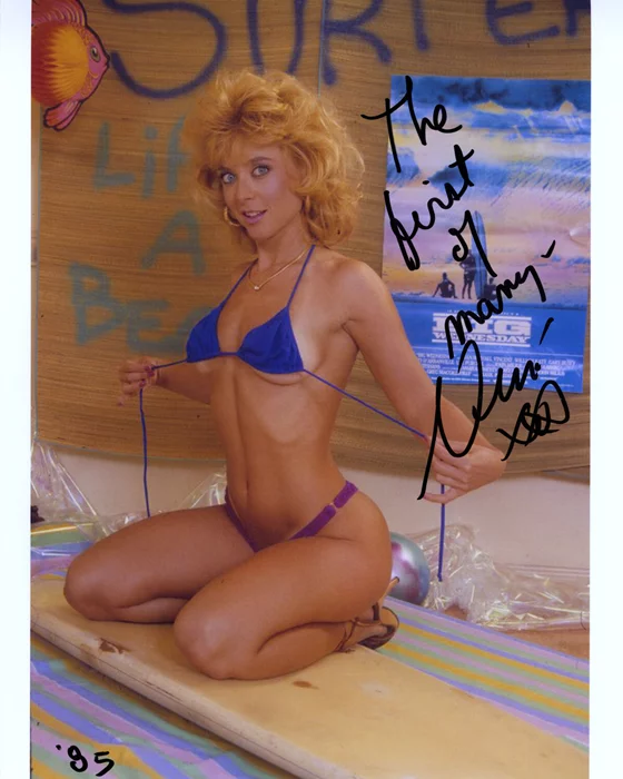Nina Hartley autograph