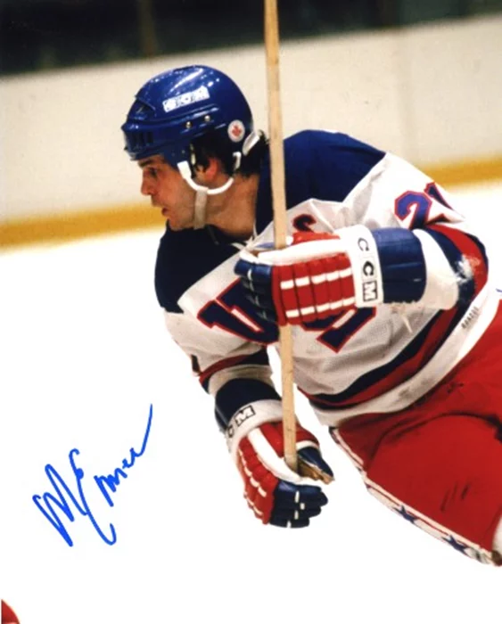 Mike Eruzione autograph