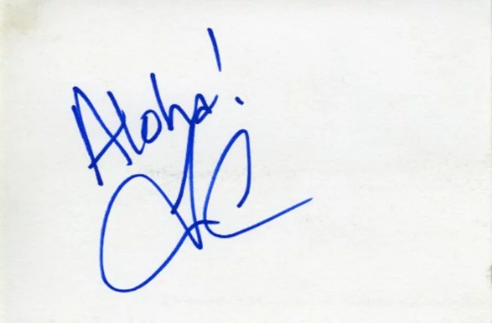 Tia Carrere autograph