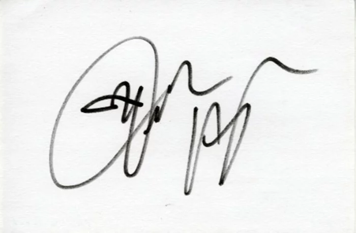 Julianne Hough autograph