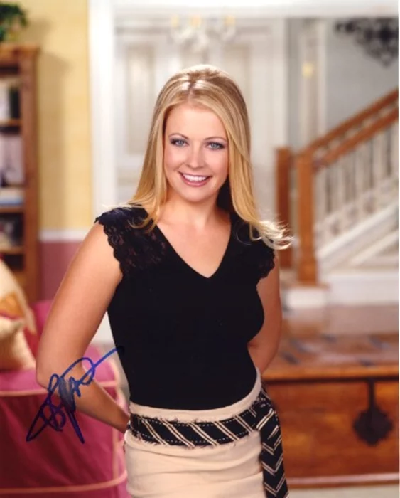 Melissa Joan Hart autograph