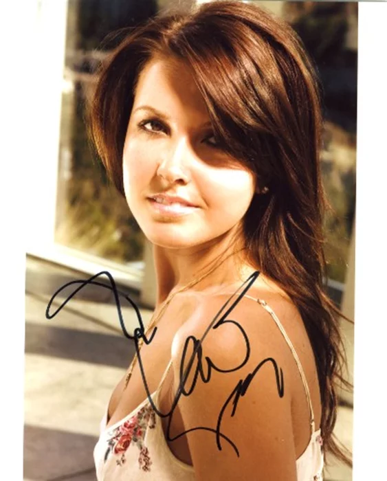 Audrina Patridge autograph