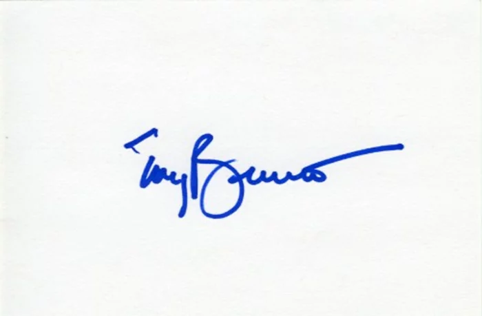 Tony Bennett autograph