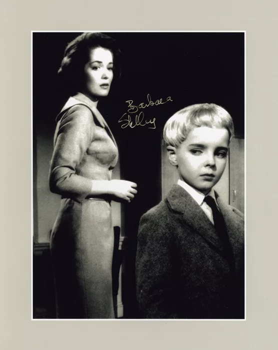 Barbara Shelley autograph
