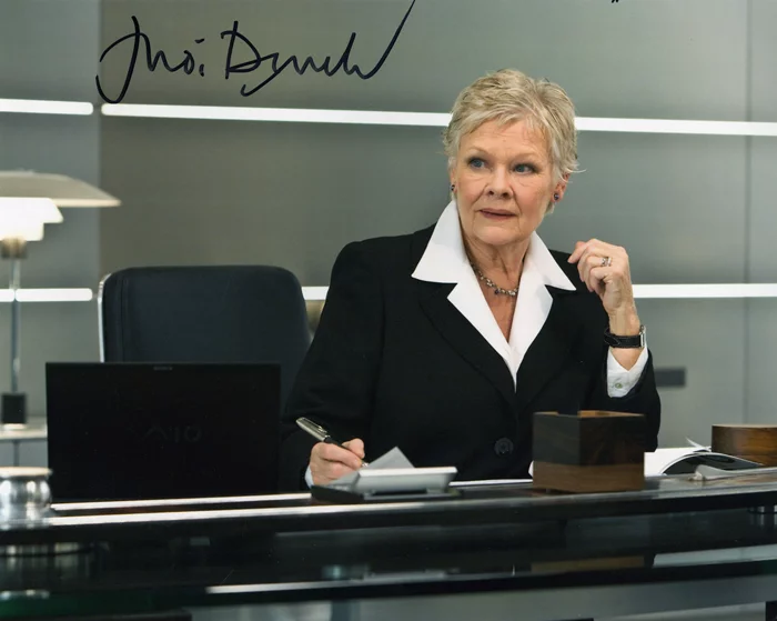 Judi Dench autograph