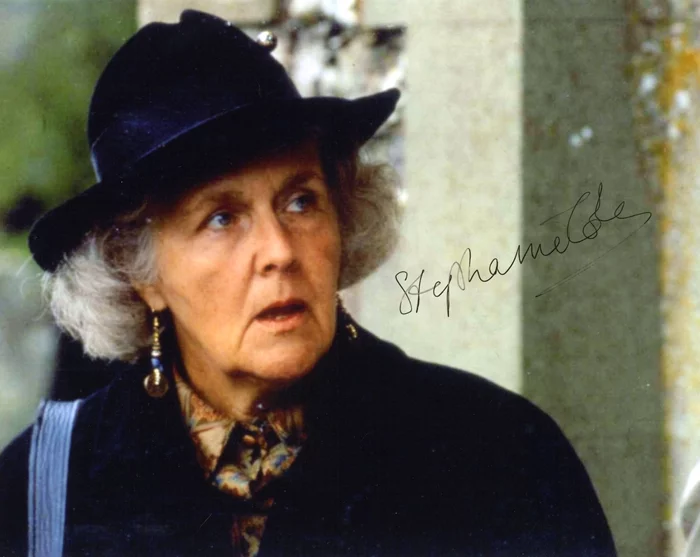 Stephanie Cole autograph