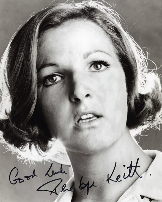 Penelope Keith autograph