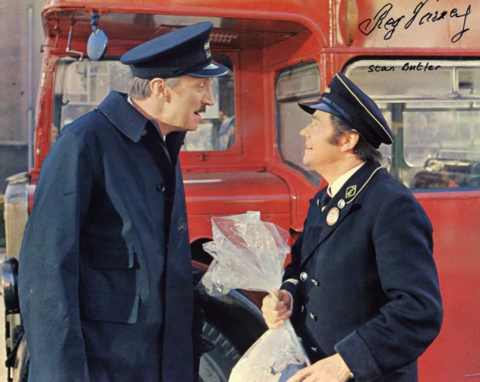 Reg Varney autograph
