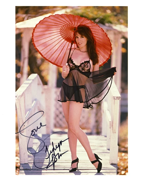 Tylyn John autograph