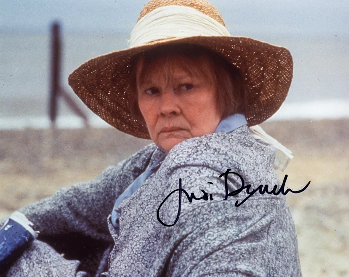 Judi Dench autograph