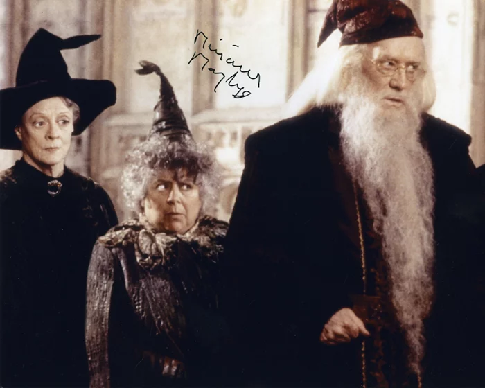 Miriam Margolyes autograph